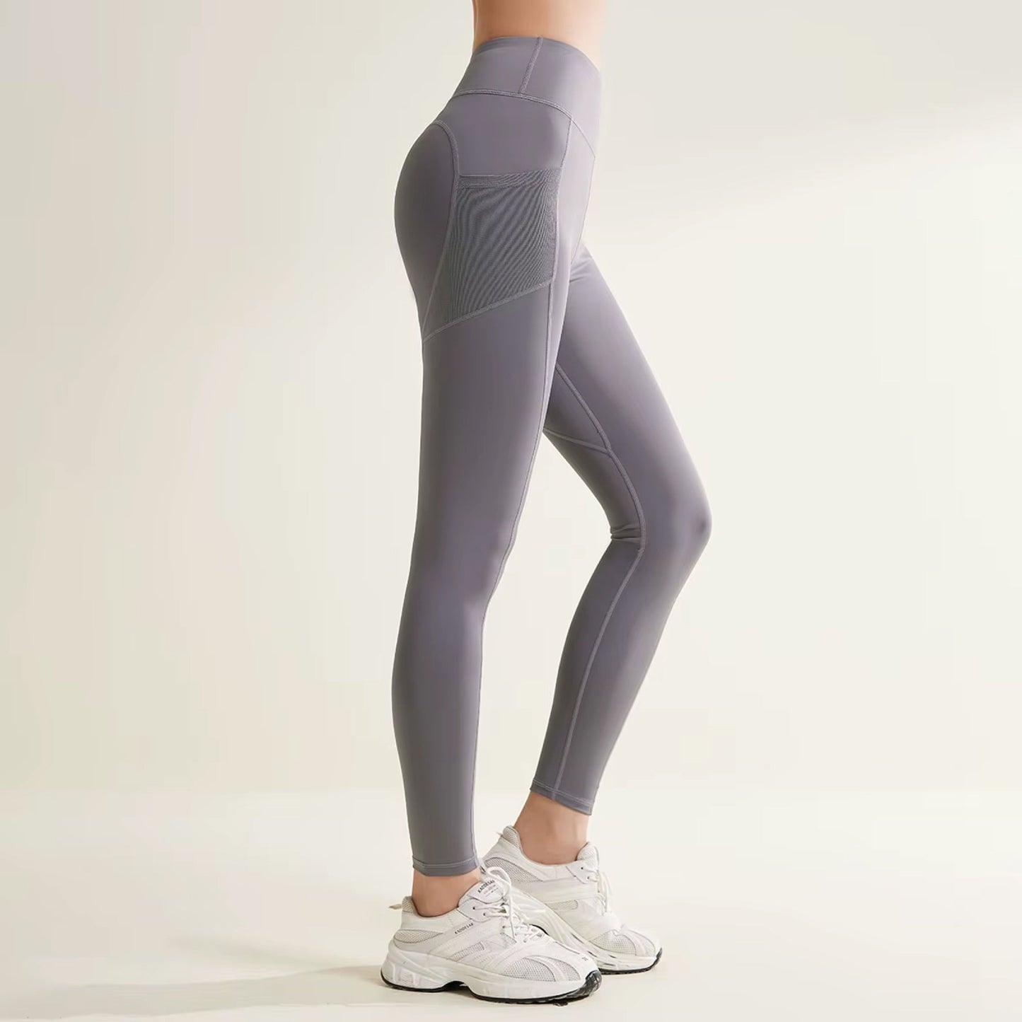 Yüksek Bel Cepli Spor Yoga Taytı – Dikişsiz, Push Up Etkili